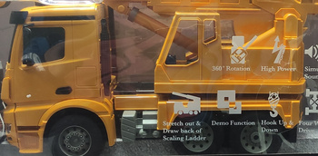 Zdalnie sterowany model dżwigu Mercedes nr. 6270006