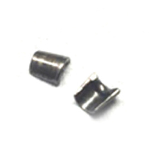Napinacz  Zabezpieczenie zaworu John Deere R534978